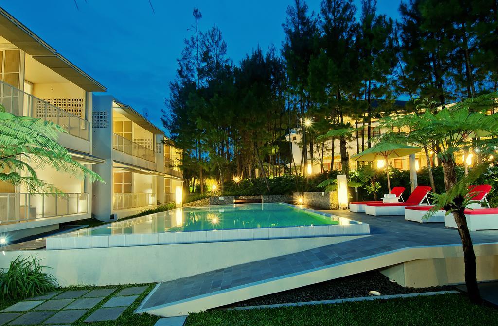Bumi Bandhawa Hotel Bandung Exterior photo