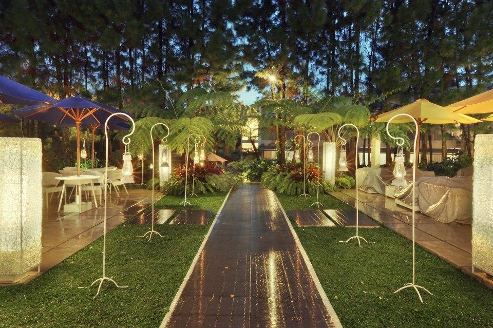 Bumi Bandhawa Hotel Bandung Exterior photo