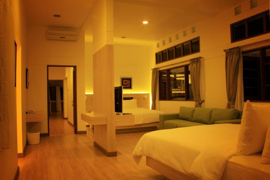 Bumi Bandhawa Hotel Bandung Room photo