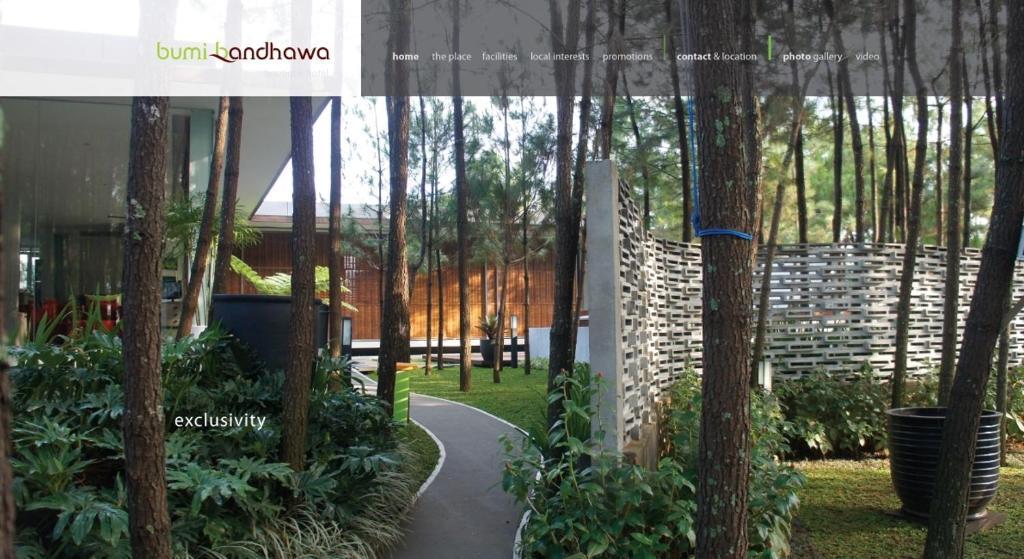 Bumi Bandhawa Hotel Bandung Exterior photo
